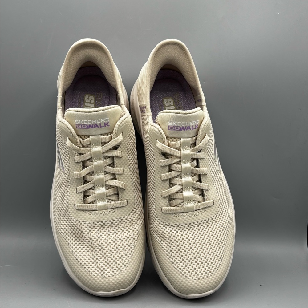 Skechers Go Walk Women’s Beige Sneakers